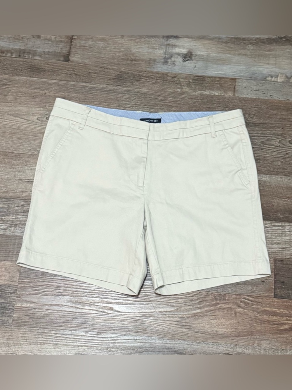 Land N Sea Khaki Shorts Size 6 EUC